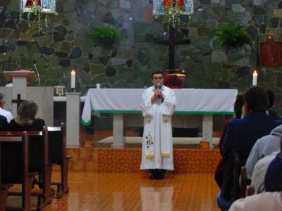 Aconteceu na noite desta sexta (05/08) o encerramento do TrÃ­duo em louvor ao Bom Jesus em Campo Mendes